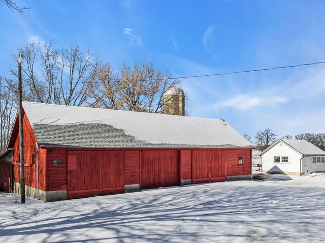 15218 Harmony Road, Huntley, IL 60142