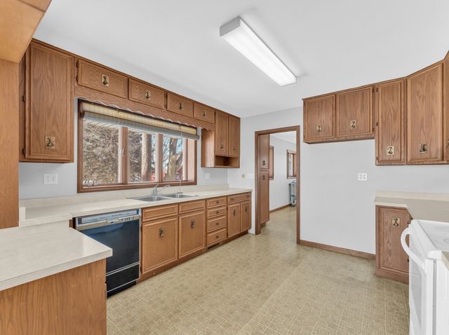 15218 Harmony Road, Huntley, IL 60142