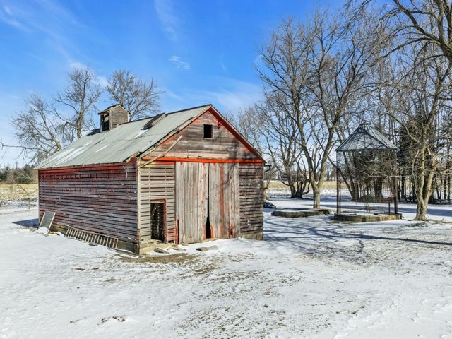 15218 Harmony Road, Huntley, IL 60142