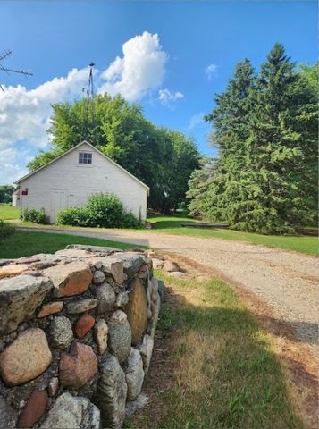 15218 Harmony Road, Huntley, IL 60142