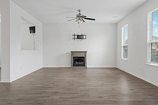 2632 Wesley Avenue, Aubrey, TX 76227