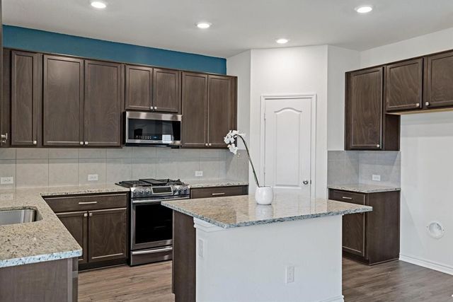 2632 Wesley Avenue, Aubrey, TX 76227