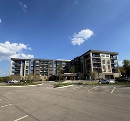 1420 W Diehl Road 337, Naperville, IL 60563