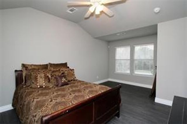 63 Woodlily Place, The Woodlands, TX 77382