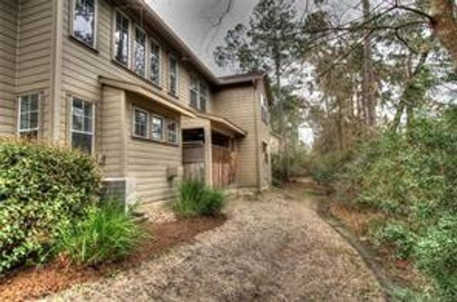 63 Woodlily Place, The Woodlands, TX 77382