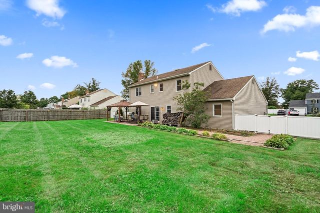 1549 HARTSVILLE CIR, Warminster, PA 18974