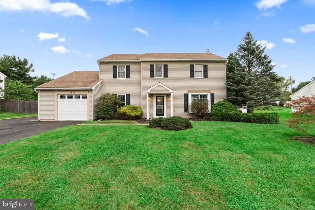 1549 HARTSVILLE CIR, Warminster, PA 18974 — exterior