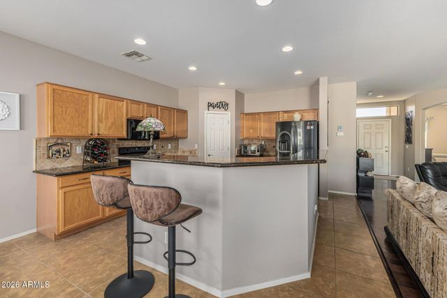 3100 E MORENCI Road, San Tan Valley, AZ 85143