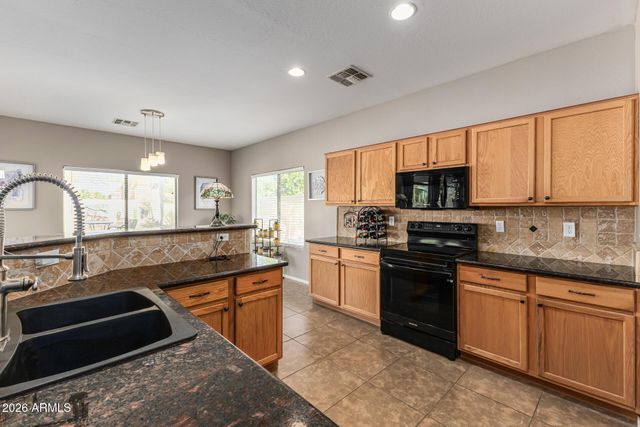 3100 E MORENCI Road, San Tan Valley, AZ 85143