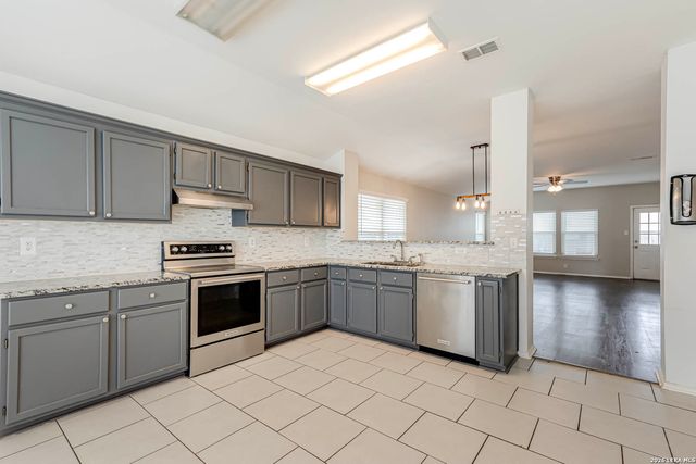 3548 Piedmont, Schertz, TX 78154