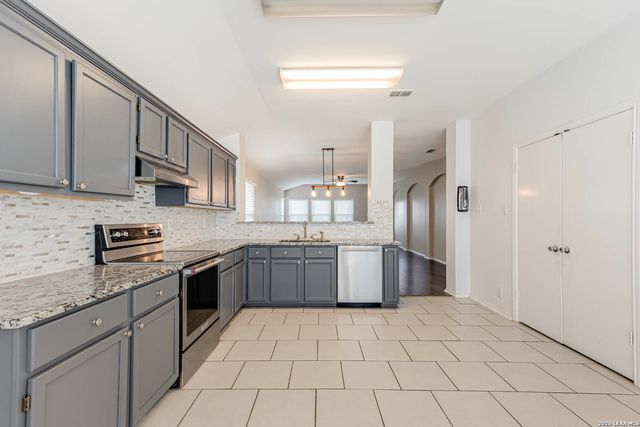 3548 Piedmont, Schertz, TX 78154