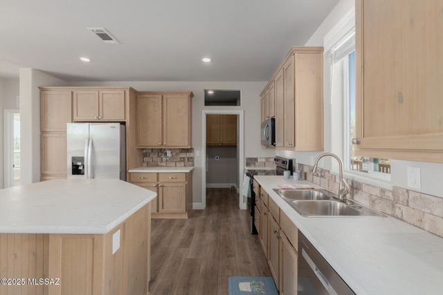 34412 E Amber Sunrise Drive, Marana, AZ 85658