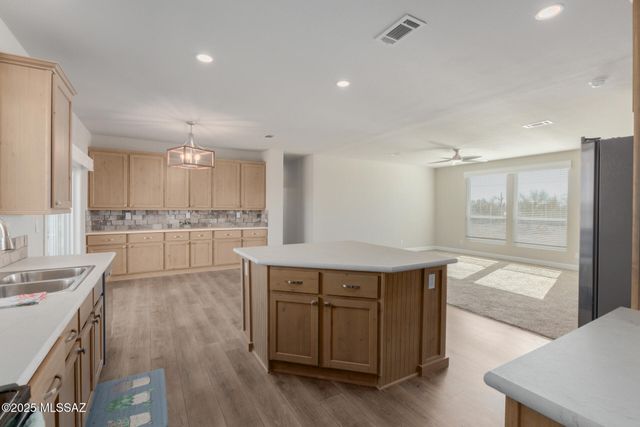 34412 E Amber Sunrise Drive, Marana, AZ 85658