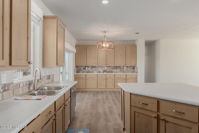 34412 E Amber Sunrise Drive, Marana, AZ 85658