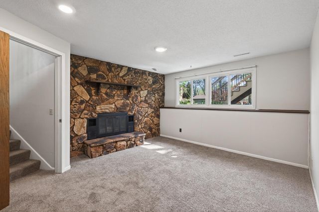 3054 Wilder Street N, Roseville, MN 55113