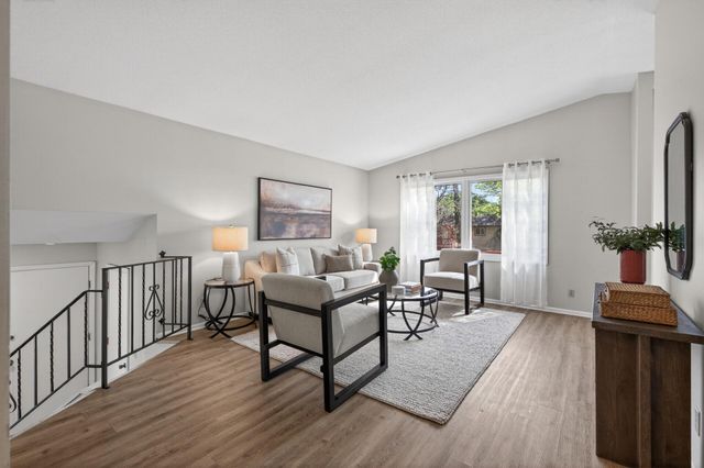 3054 Wilder Street N, Roseville, MN 55113