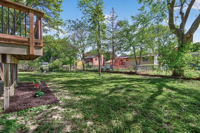 3054 Wilder Street N, Roseville, MN 55113