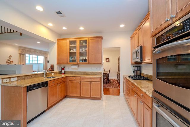 380 DAISY CT, Monroe Township, NJ 08831