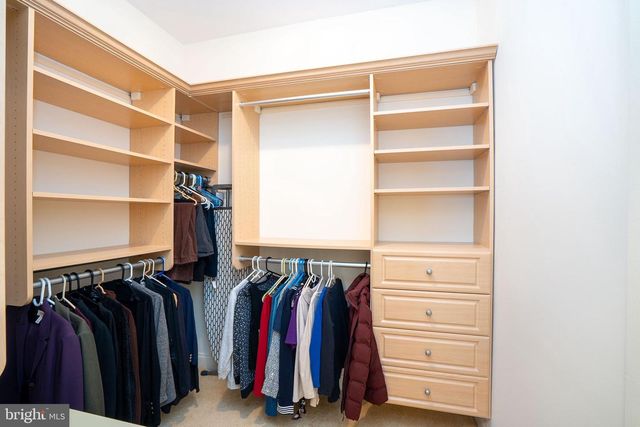 380 DAISY CT, Monroe Township, NJ 08831