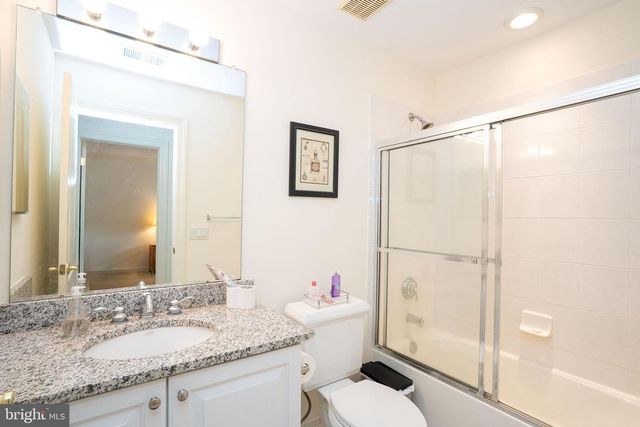 380 DAISY CT, Monroe Township, NJ 08831