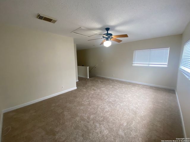 8802 Bridgefield, San Antonio, TX 78240