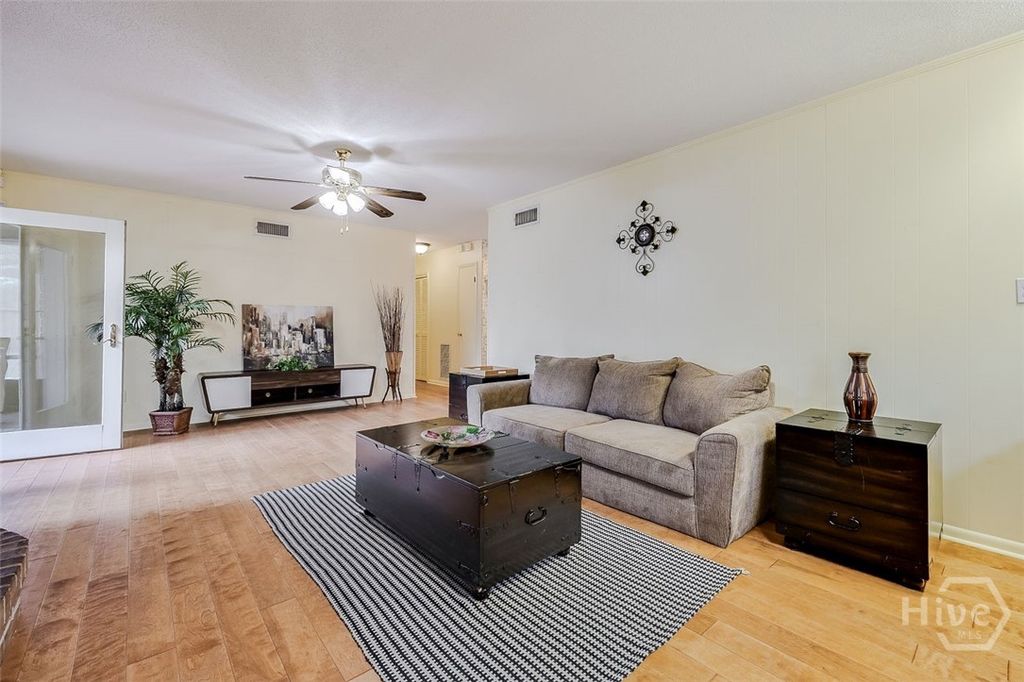 Image 17 of property listing at 581 Blue Jay Road, Rincon, GA 31326
