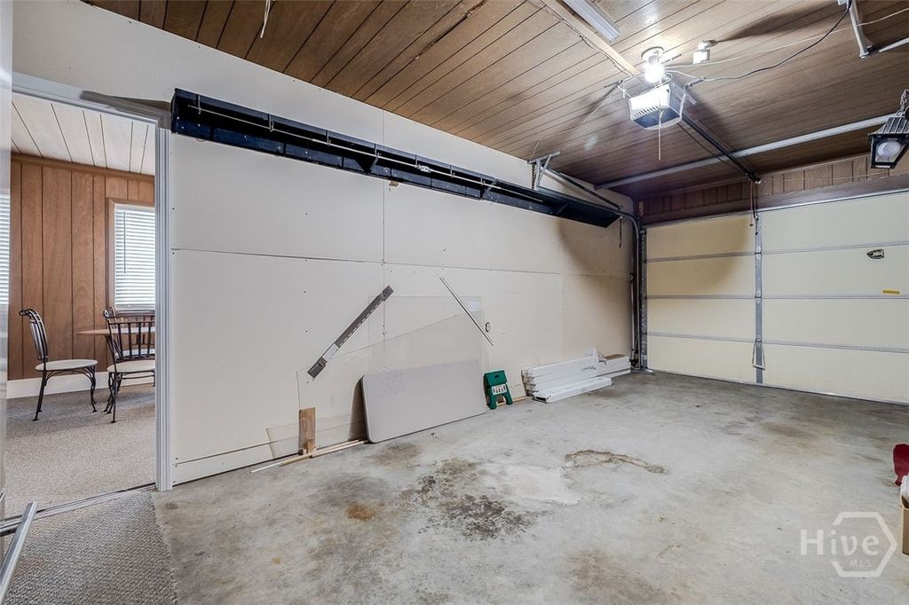 Image 35 of property listing at 581 Blue Jay Road, Rincon, GA 31326
