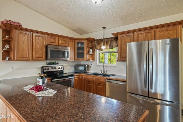 2064 Kerr Road, Sevierville, TN 37876