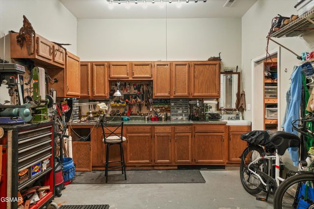 2064 Kerr Road, Sevierville, TN 37876