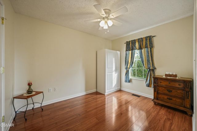 2064 Kerr Road, Sevierville, TN 37876
