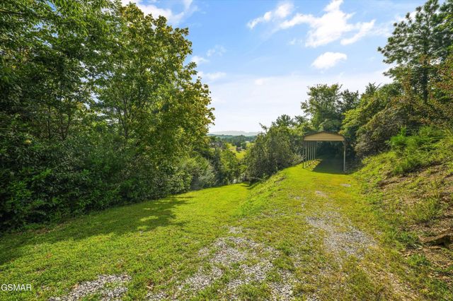 2064 Kerr Road, Sevierville, TN 37876