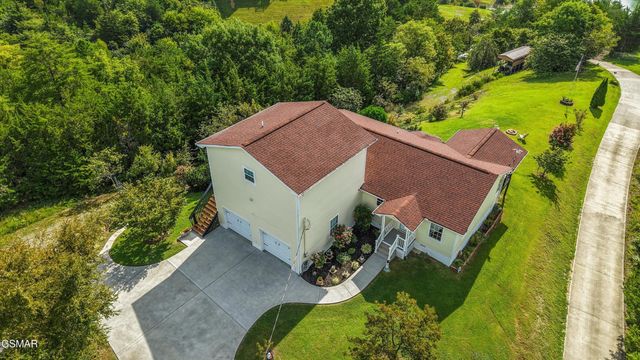 2064 Kerr Road, Sevierville, TN 37876