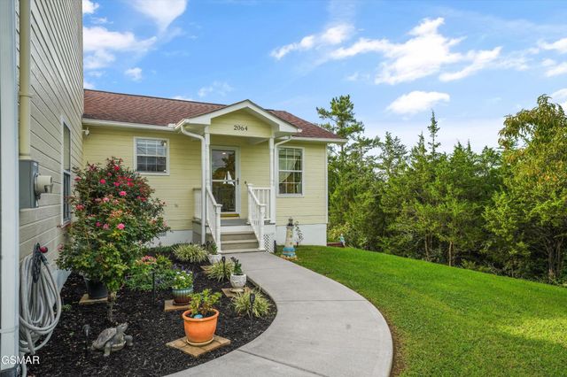 2064 Kerr Road, Sevierville, TN 37876
