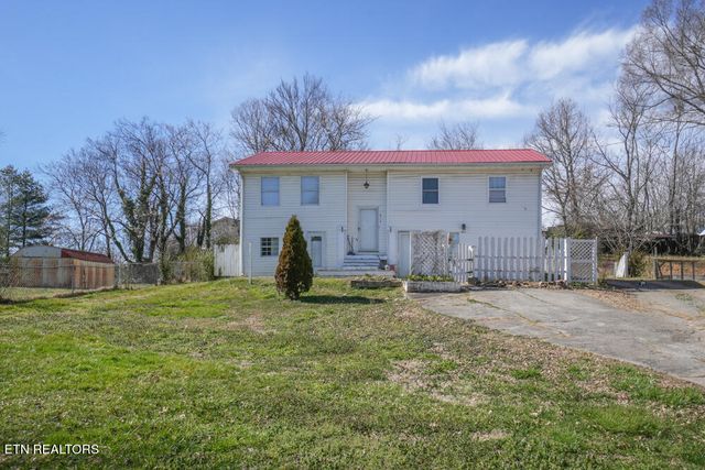 613 Black Forest Drive, Maryville, TN 37801