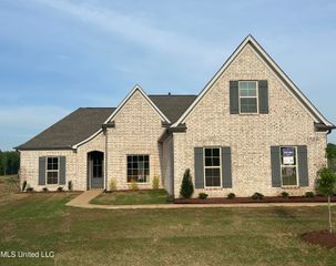 690 Lucas Lane, Hernando, MS 38632