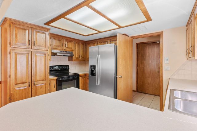 3443 S Bellhurst Avenue, Springfield, MO 65804