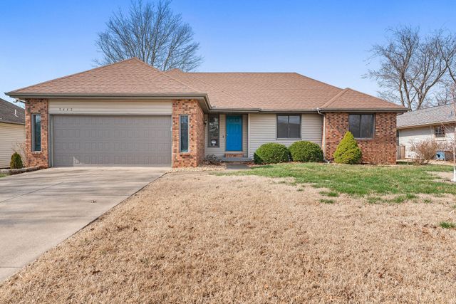 3443 S Bellhurst Avenue, Springfield, MO 65804