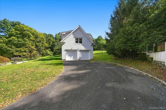 382 Pine Brook Road, Bedford, NY 10506