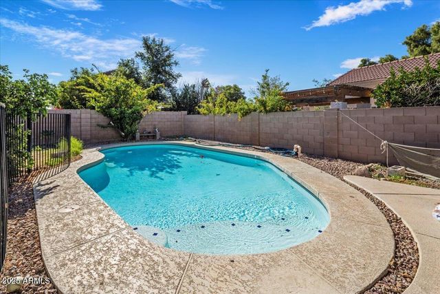 11331 W MCCASLIN ROSE Lane, Surprise, AZ 85378