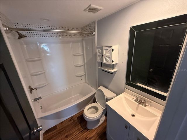 2722 9TH AVENUE W, Bradenton, FL 34205