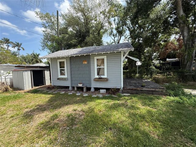 2722 9TH AVENUE W, Bradenton, FL 34205