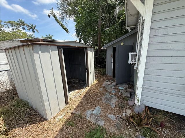 2722 9TH AVENUE W, Bradenton, FL 34205