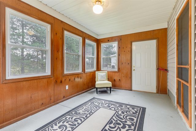 109 Cadgewith, Lansing, MI 48906