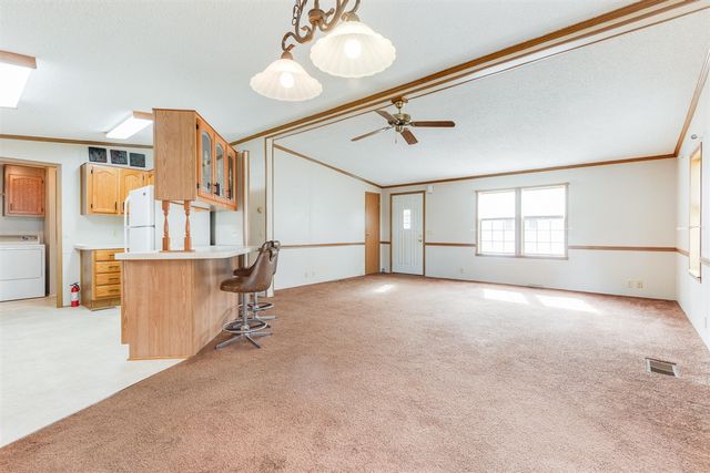 109 Cadgewith, Lansing, MI 48906