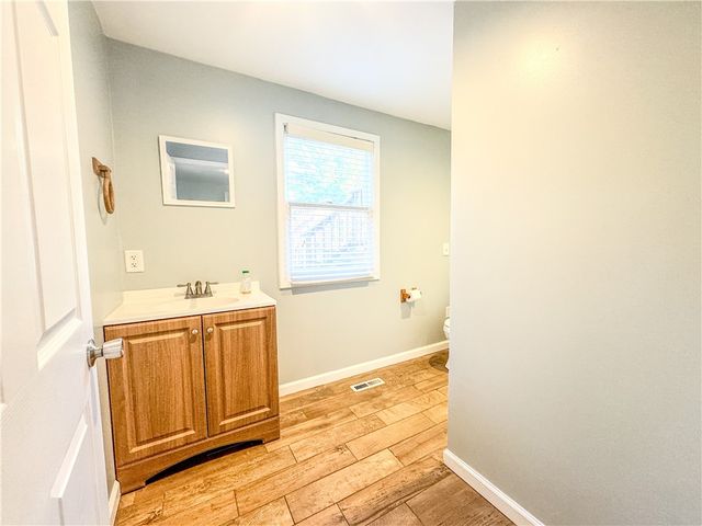 326 Village Walk Circle, Ogden, NY 14559