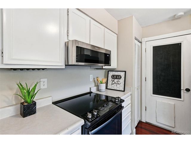 5125 Picket Dr, Colorado Springs, CO 80918
