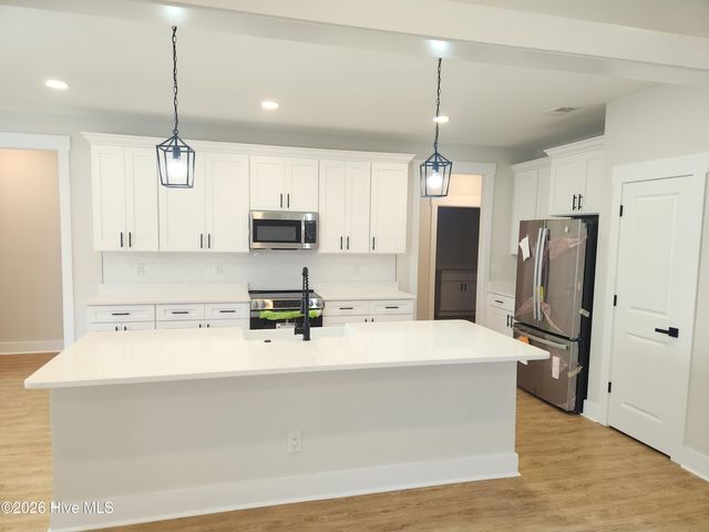 401 Baypark Drive NW, Calabash, NC 28467