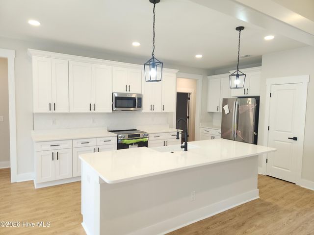 401 Baypark Drive NW, Calabash, NC 28467