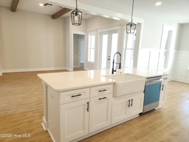 401 Baypark Drive NW, Calabash, NC 28467