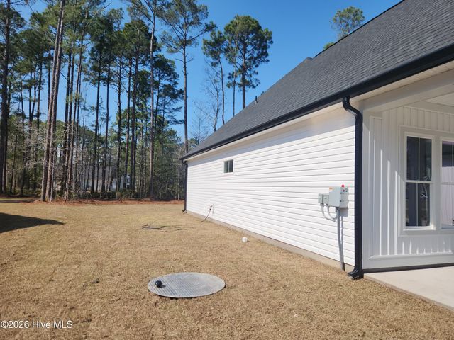 401 Baypark Drive NW, Calabash, NC 28467